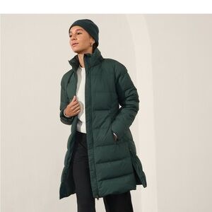 Athleta Downtown puffer parka